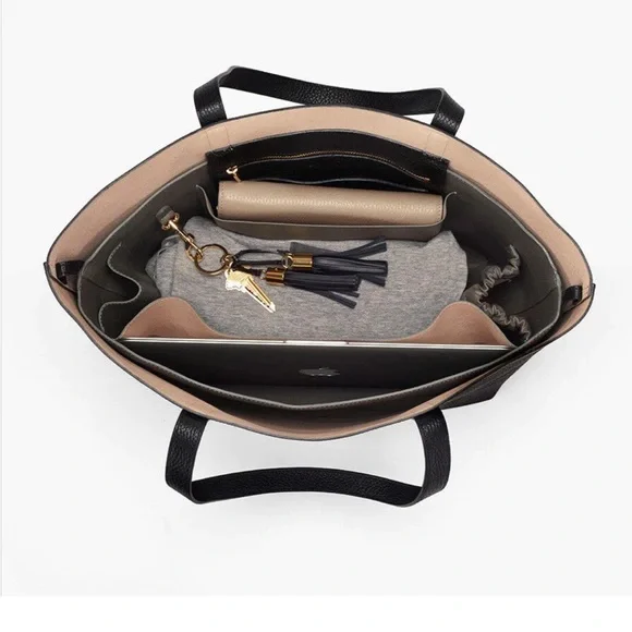 Cuyana Structured Tote with organization insert